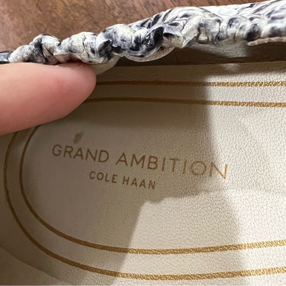 Cole Haan Grand Ambition Amador Flat Snake Print Size 8.5 - Picture 4 of 7